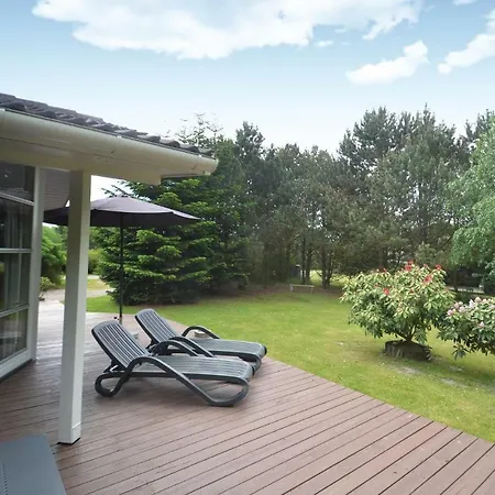 Gorgeous Home In Vaeggerlose With Wifi * Bøtø By